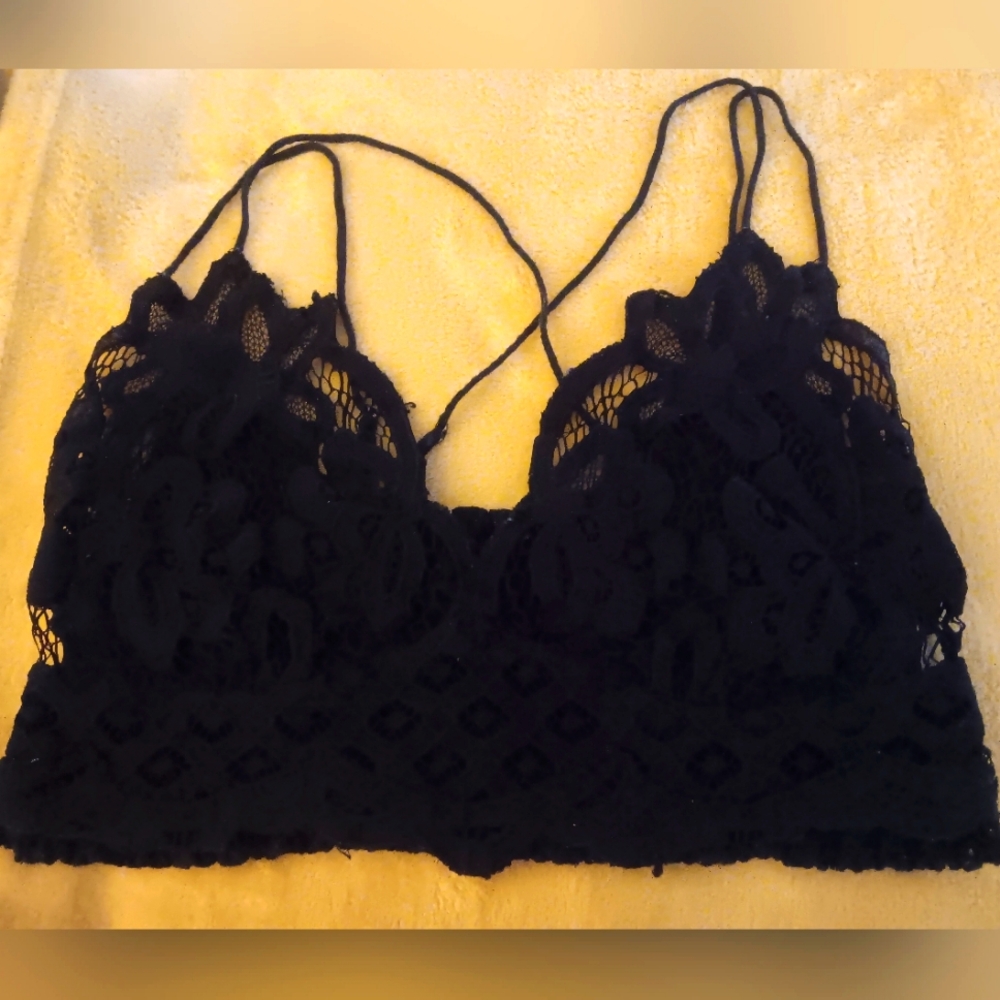Women's size small black lace bra
